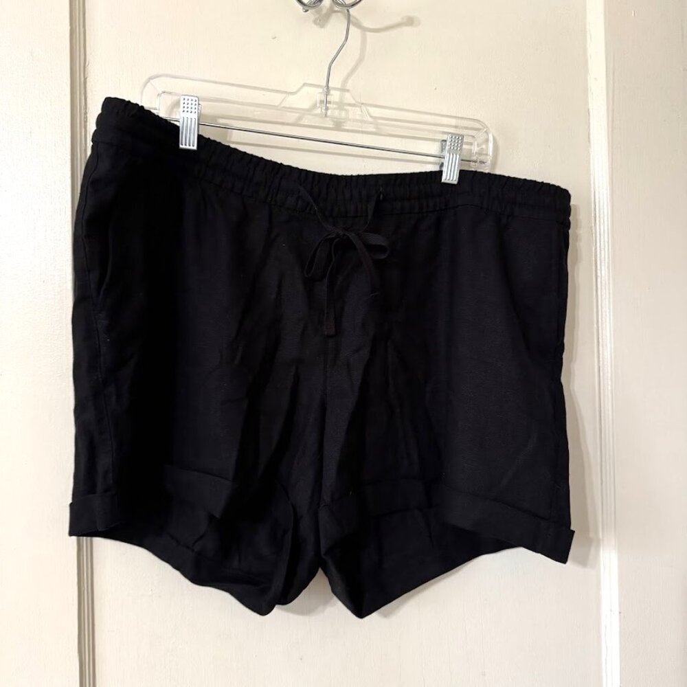 High-Waisted Linen-Blend Tie-Front Utility Shorts | 1X Plus Size | Black | 5" In